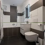 Moderni V Srdci Brna S Moznosti Parkovanim * Komarov